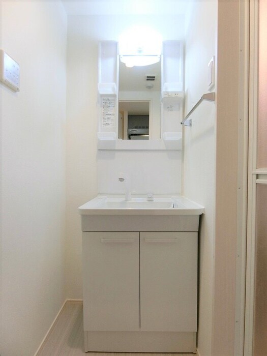 物件内観写真13　(洗面)