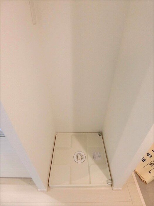 物件内観写真17　(洗濯機置場)