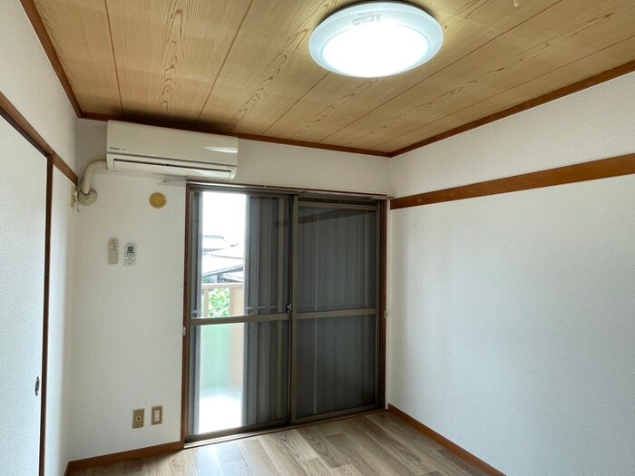 物件内観写真9　(居室)