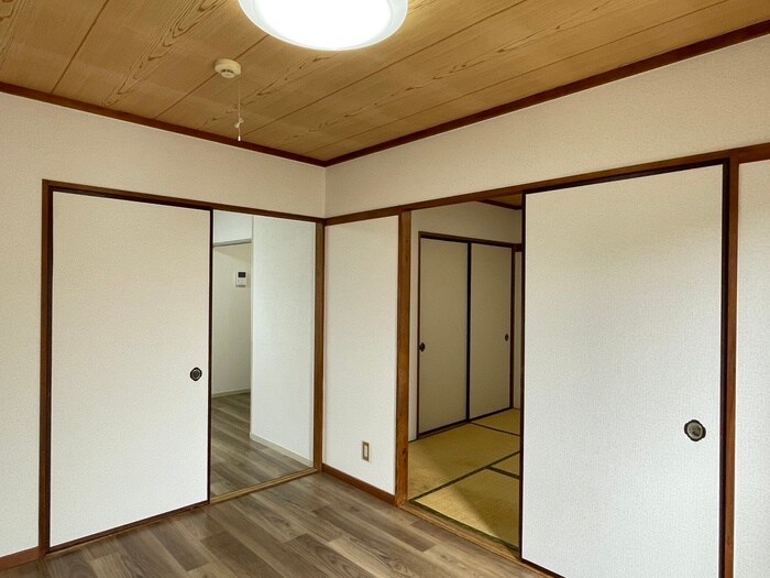 物件内観写真10　(居室)