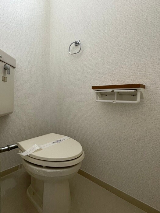 物件内観写真16　(トイレ)