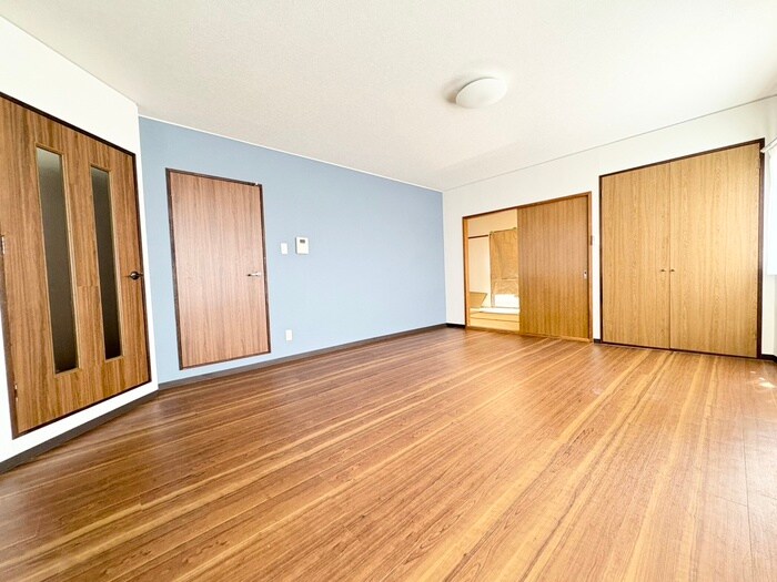 物件内観写真8　(居室)