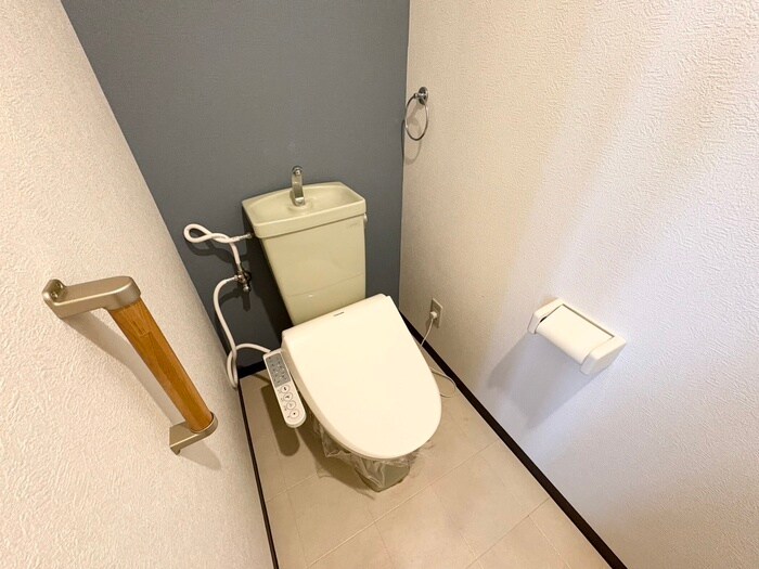 物件内観写真12　(トイレ)