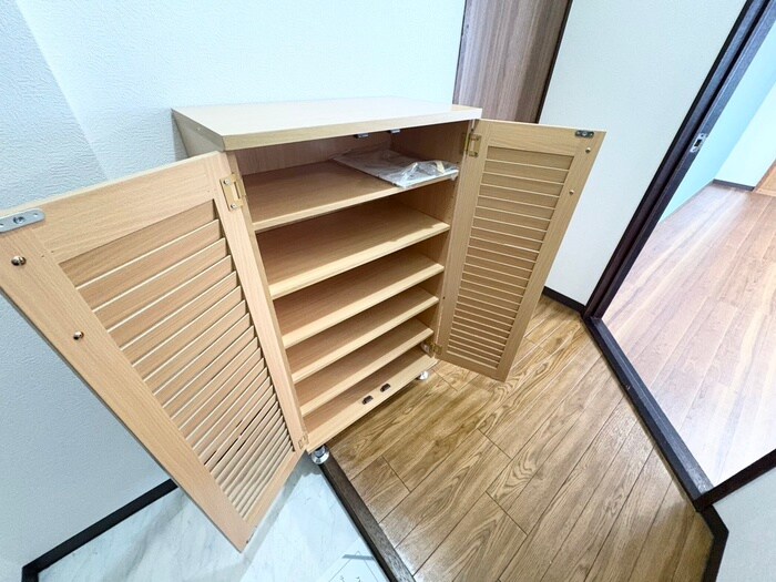 物件内観写真18　(靴箱)