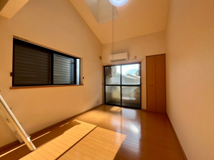 物件内観写真7　(居室)