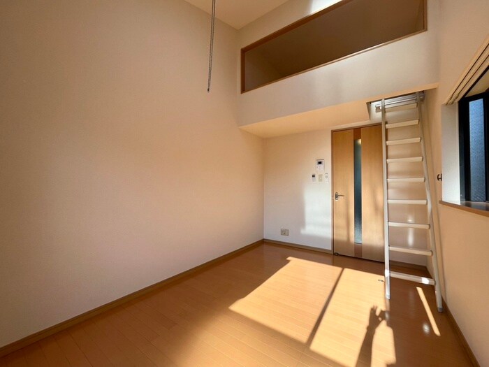 物件内観写真8　(居室)