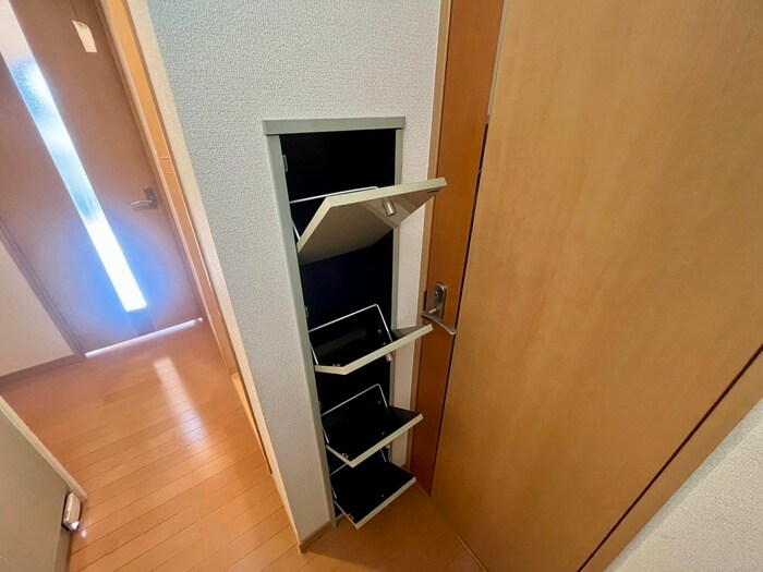 物件内観写真19　(靴箱)