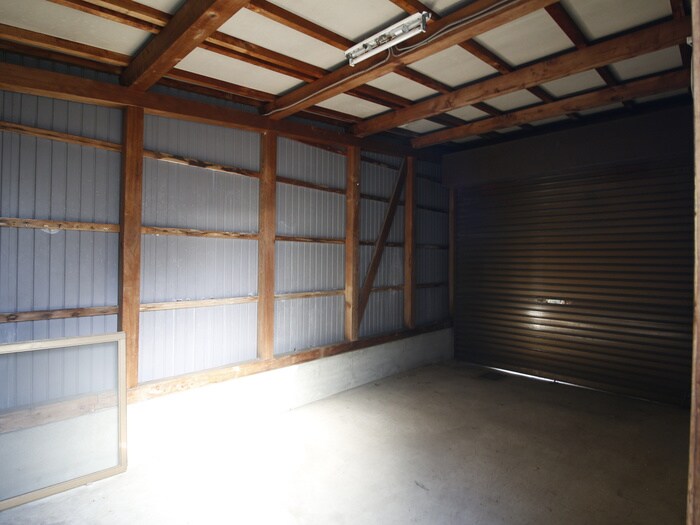 物件外観写真6　(駐車場)