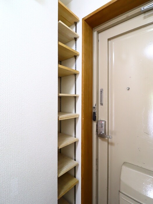 物件内観写真14　(靴箱)