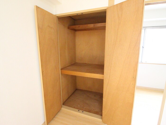 物件内観写真9　(収納)
