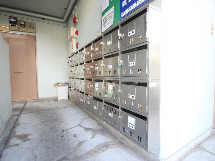 物件外観写真3　(建物設備)