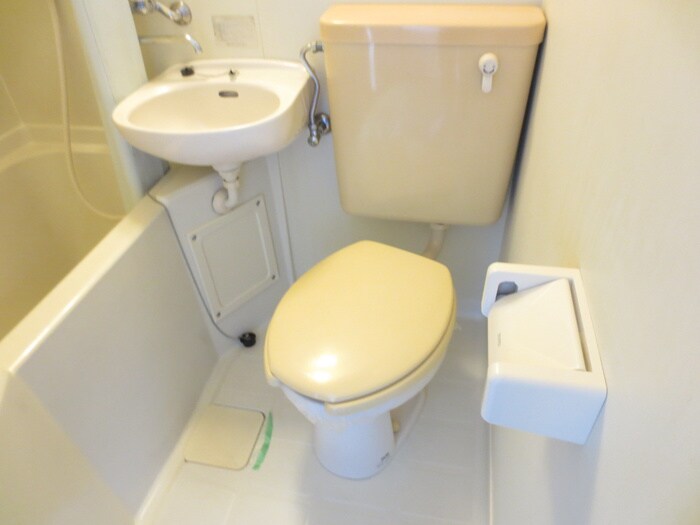 物件内観写真9　(トイレ)