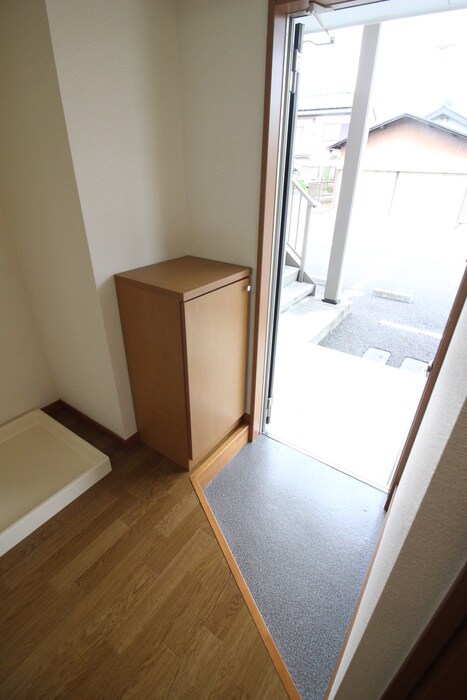 物件内観写真8　(靴箱)