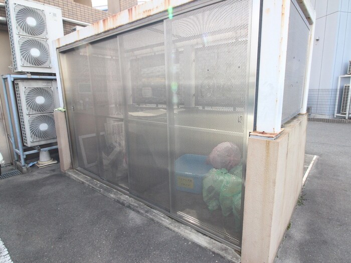 物件外観写真4　(建物設備)