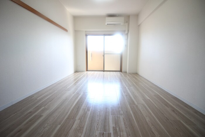 物件内観写真12　(居室)