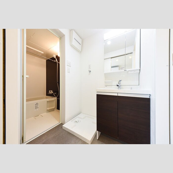 物件内観写真8　(洗面)