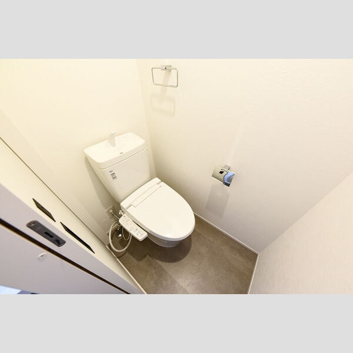 物件内観写真9　(トイレ)