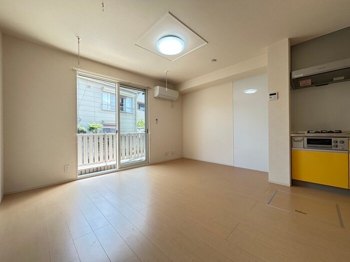 物件内観写真8　(居室)