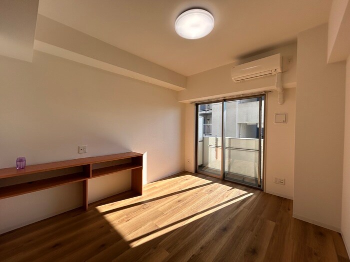 物件内観写真8　(居室)