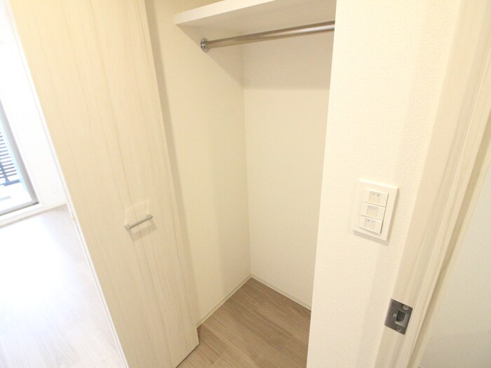物件内観写真13　(収納)