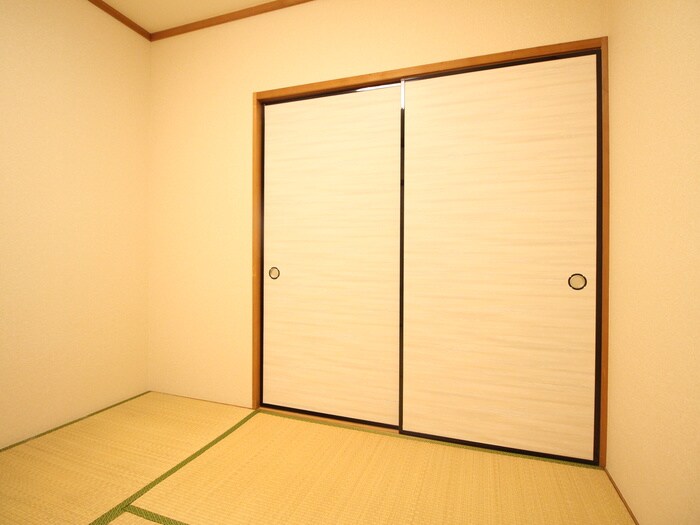 物件内観写真10　(居室)