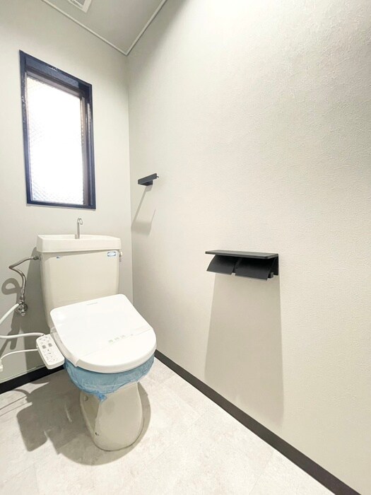 物件内観写真14　(トイレ)