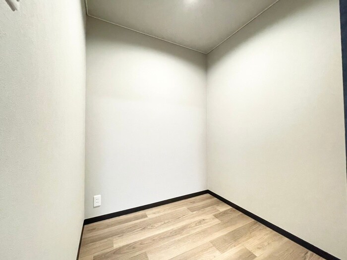 物件内観写真15　(収納)