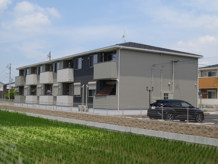 物件外観写真2　(外観写真)