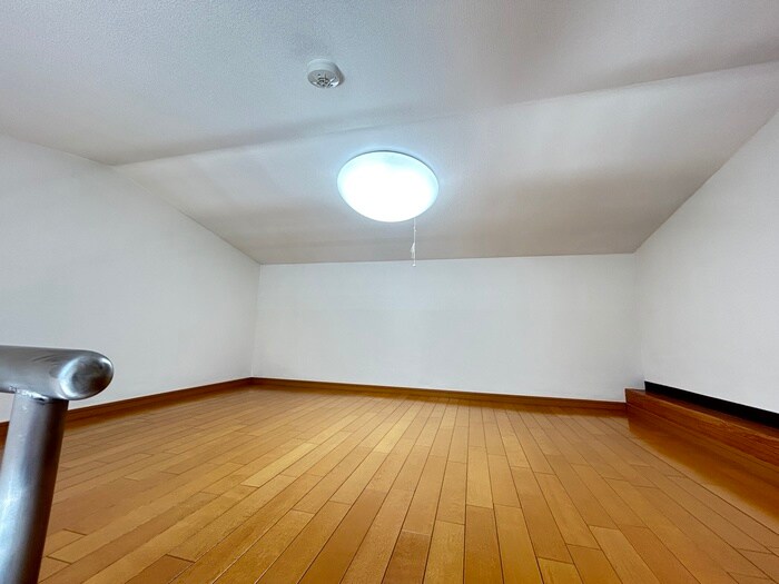 物件内観写真8　(ロフト)