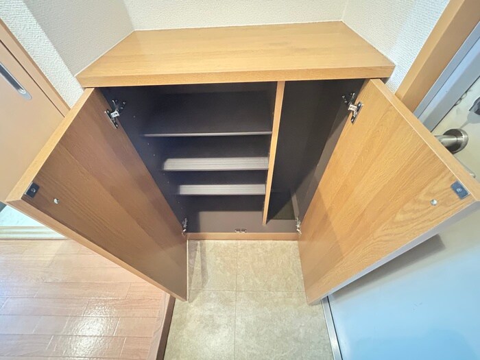 物件内観写真17　(靴箱)