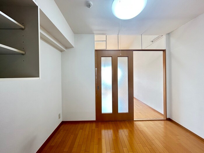 物件内観写真19　(居室)