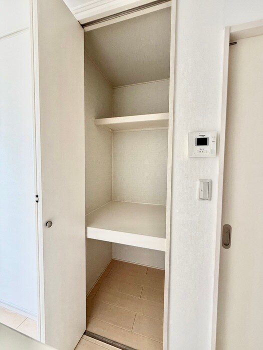 物件内観写真9　(収納)