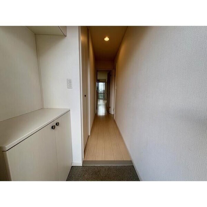 物件内観写真13　(廊下)