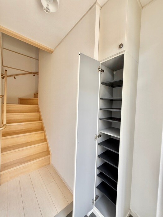 物件内観写真17　(靴箱)