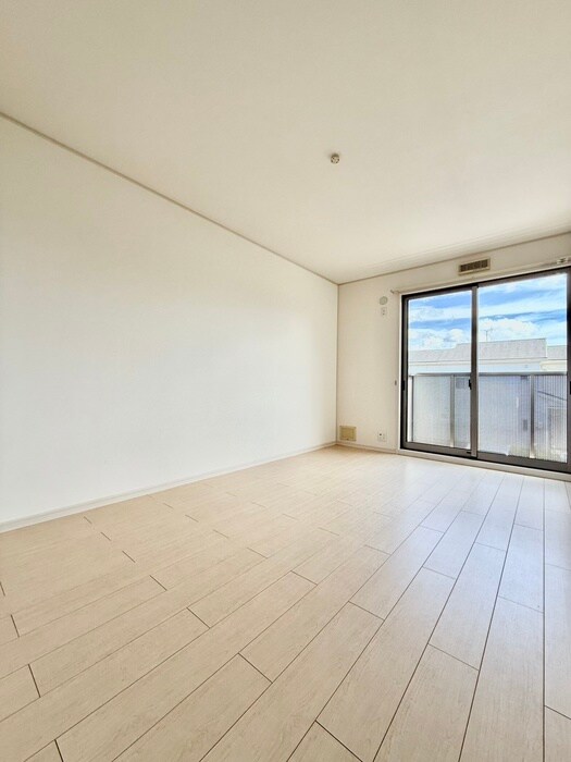 物件内観写真19　(居室)