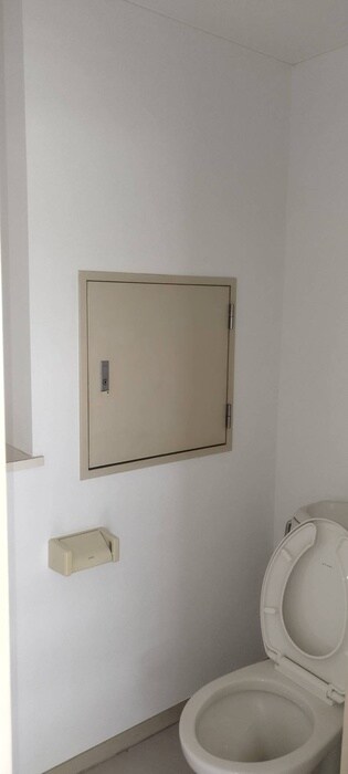 物件内観写真4　(トイレ)