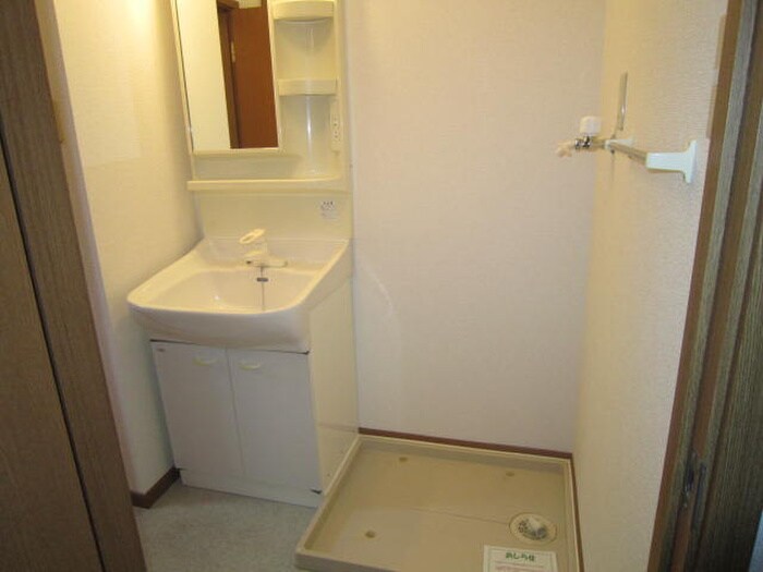 物件内観写真10　(洗面)