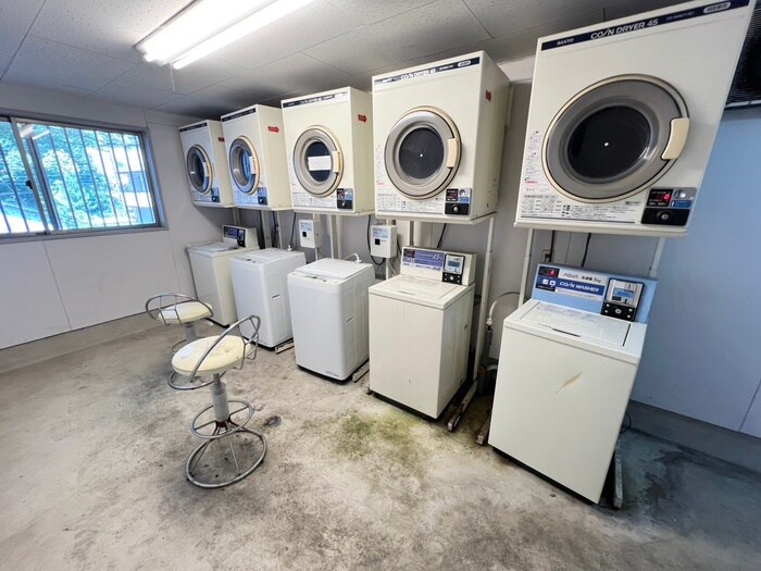 物件外観写真6　(建物設備)