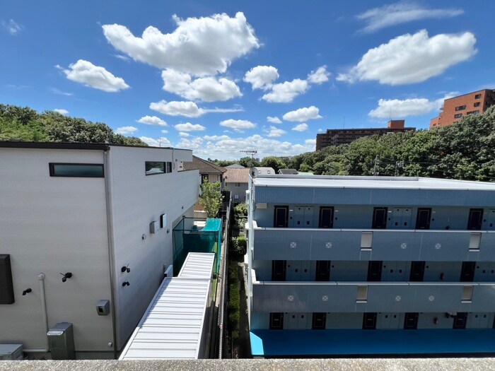 物件内観写真16　(室内からの展望)