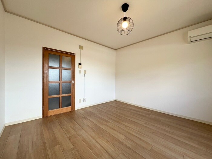 物件内観写真21　(居室)