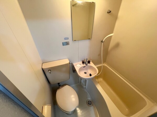 バス／シャワールーム等