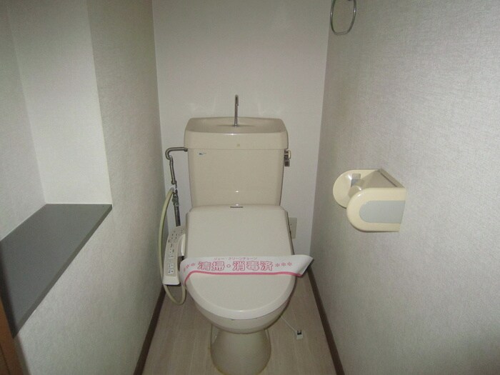 物件内観写真14　(トイレ)