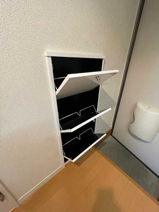 物件内観写真19　(靴箱)