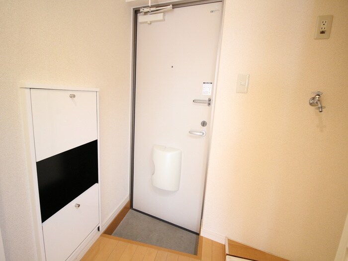 物件内観写真20　(玄関)
