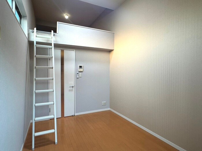 物件内観写真8　(居室)