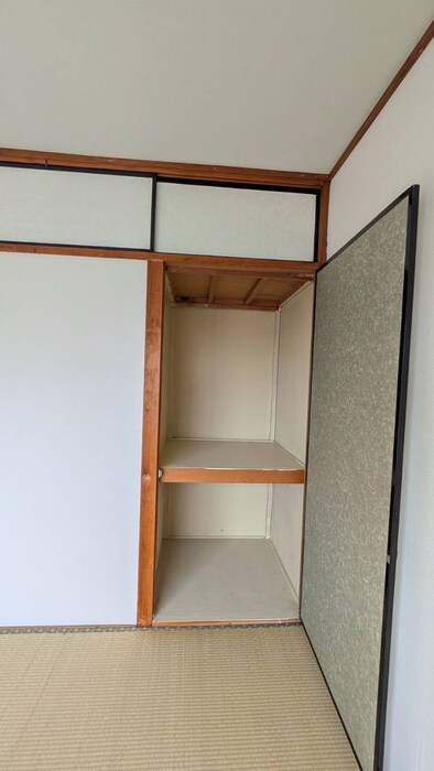 物件内観写真15　(収納)