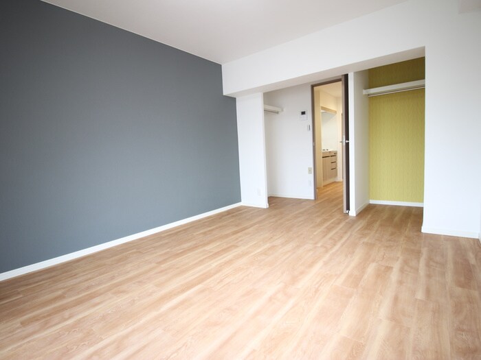 物件内観写真8　(居室)