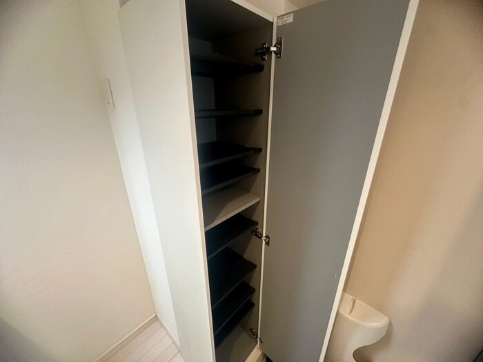 物件内観写真19　(靴箱)