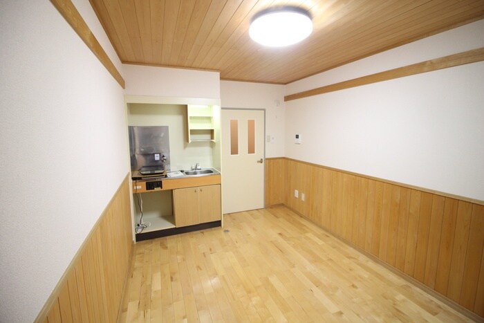 物件内観写真8　(居室)