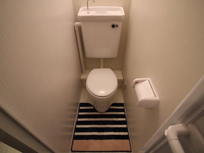 物件内観写真12　(トイレ)